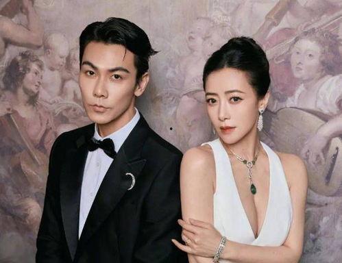 娱乐吃瓜女星和男星关系,揭秘吃瓜女星与男星之间的爱恨情仇